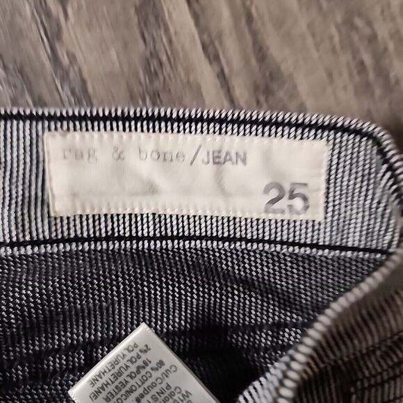 Rag&Bone Tomboy White W/Black Stripes Jeans Womens size 25 - Picture 3 of 4